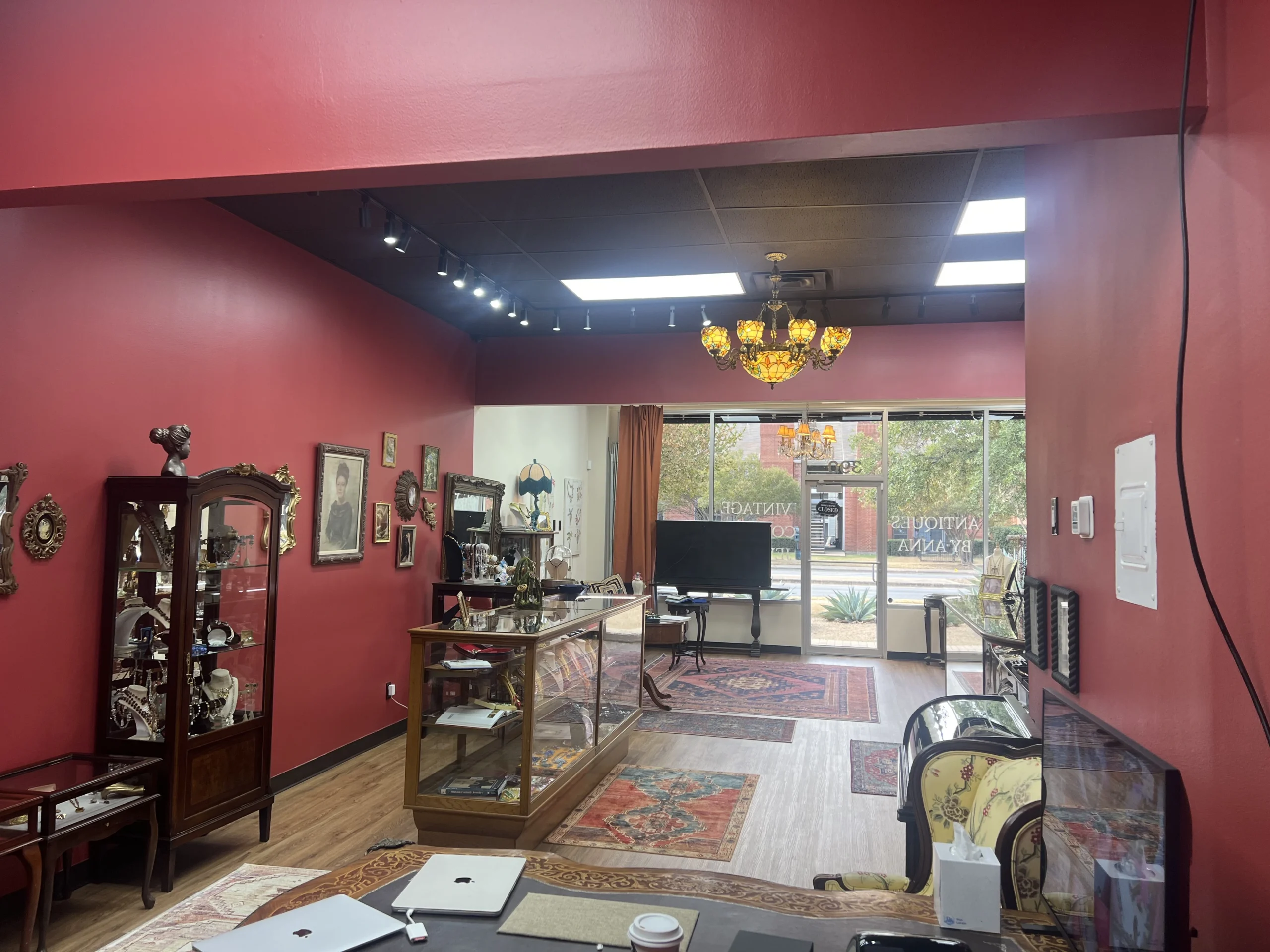 Corporate Interiors and Renovation